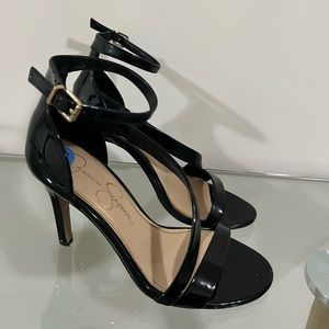 Jessica Simpson Black Heel 7.5